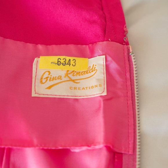 60s vintage hot pink bow back Shift Dress - Picture 7 of 7